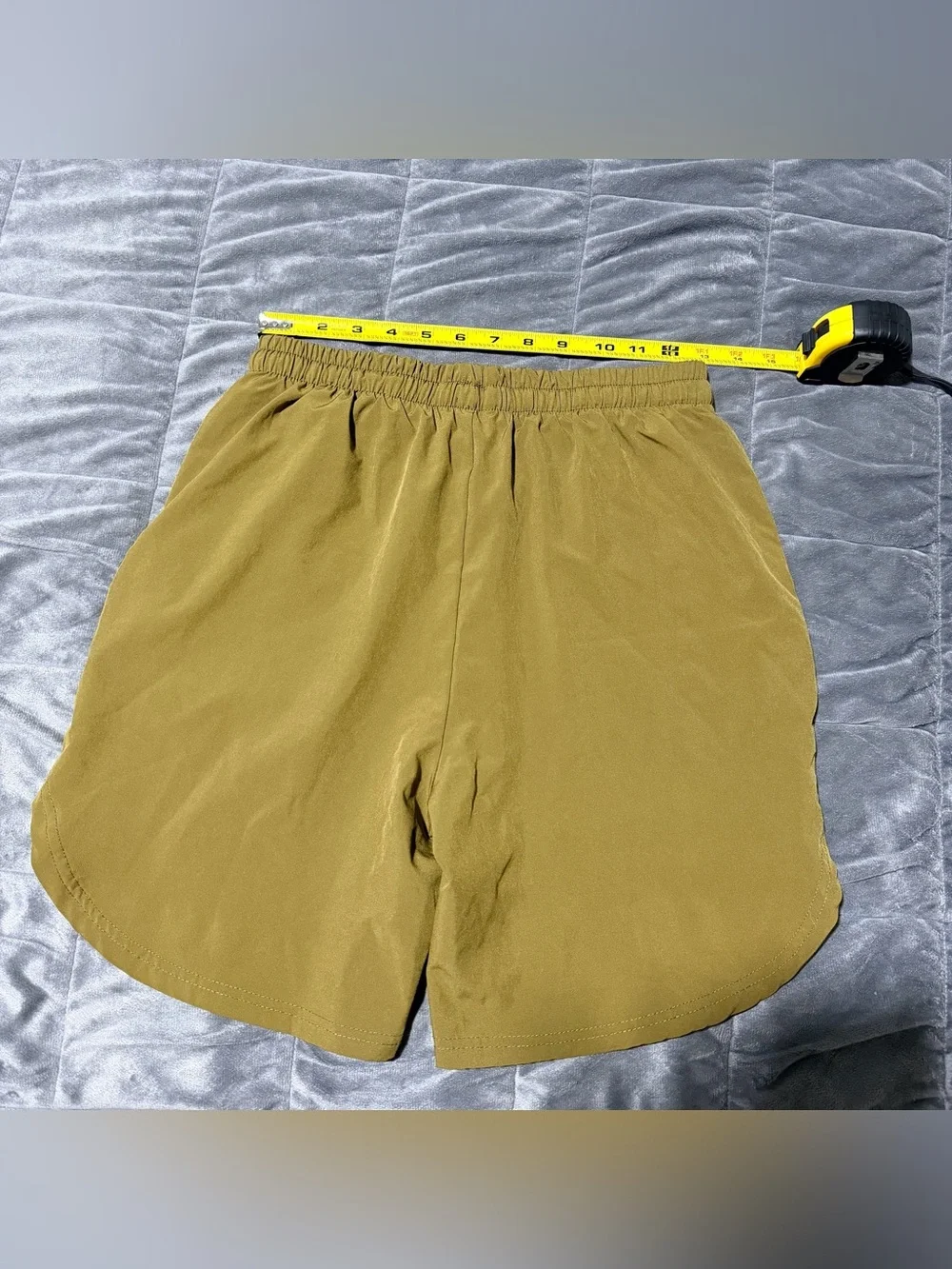 Gigante Gym Wolves XL Olive Green Athletic Shorts USA Hawaii Flags